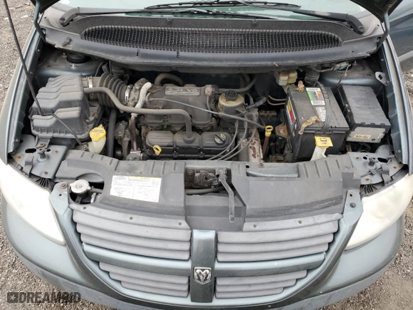 2007 Dodge Caravan SE with VIN 1D4GP25E07B176705, listed as a Copart auction lot 48489535 with 215,159 mi miles and Clean Title. Bid and sale history available at carsss.com. Image 12.
