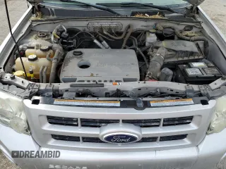 2011 Ford Escape Hybrid z VIN 1FMCU4K35BKA08355, wystawiony jako Copart lot #49155955 z przebiegiem 80 953 mil mil oraz Szkoda całkowita • Salvage title. Historia ofert i sprzedaży dostępna na DreamBid. Obrazek 12.