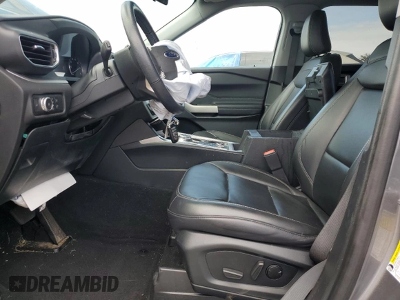 2022 Ford Explorer XLT с VIN 1FMSK8DH4NGA31117, выставлен на аукционе Copart как лот 62887015 с пробегом 24 831 миль миль и Списание • Salvage title. История ставок и продаж доступна на DreamBid. Изображение 7.