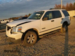 2006 Ford Explorer XLS z VIN 1FMEU62E16ZA01521, wystawiony jako Copart lot #84741954 z przebiegiem 76 057 mil mil oraz Czysty tytuł • Clean title. Historia ofert i sprzedaży dostępna na DreamBid. Obrazek 1.