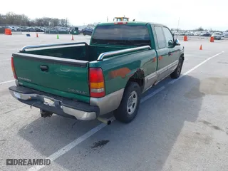 1999 Chevrolet Silverado 1500 LS with VIN 2GCEC19T5X1140995, listed as a IAAI auction lot 41879076 with 1 mi miles. Bid and sale history available at carsss.com. Image 4.