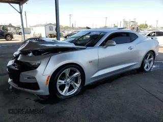 2019 Chevrolet Camaro 2SS z VIN 1G1FH1R77K0129986, wystawiony jako Copart lot #57868225 z przebiegiem 57 684 mil mil oraz Szkoda całkowita • Salvage title. Historia ofert i sprzedaży dostępna na DreamBid. Obrazek 1.