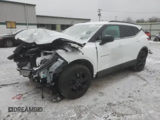 2024 Chevrolet Blazer LT z VIN 3GNKBHR42RS236086, wystawiony jako Copart lot #87224554 z przebiegiem Nie podano mil oraz Szkoda całkowita • Salvage title. Historia ofert i sprzedaży dostępna na DreamBid. Obrazek 1.