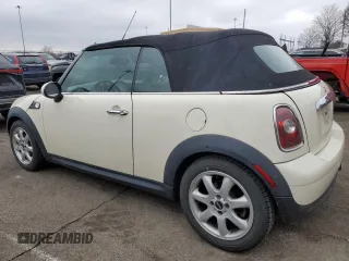 2010 MINI Convertible with VIN WMWMR3C56ATZ19689, listed as a Copart auction lot 45427705 with 134,319 mi miles and Clean Title. Bid and sale history available at DreamBid. Image 2.