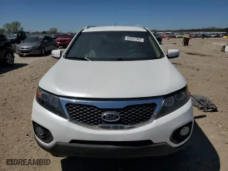 2013 Kia Sorento LX with VIN 5XYKT4A60DG418195, listed as a Copart auction lot 53351945 with 183,902 mi miles and Clean Title. Bid and sale history available at carsss.com. Image 5.