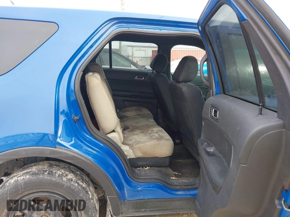 2013 Ford Police Interceptor Utility z VIN 1FM5K8AR4DGA51599, wystawiony jako IAAI lot #41589375 z przebiegiem 198 053 mil mil oraz . Historia ofert i sprzedaży dostępna na DreamBid. Obrazek 8.