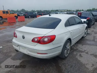 2009 Volkswagen CC Luxury with VIN WVWHL73C39E528446, listed as a IAAI auction lot 42130302 with 231,066 mi miles. Bid and sale history available at carsss.com. Image 4.