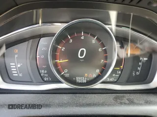 2017 Volvo XC60 Inscription z VIN YV449MRU2H2012250, wystawiony jako Copart lot #53828445 z przebiegiem 75 038 mil mil oraz Szkoda całkowita • Salvage title. Historia ofert i sprzedaży dostępna na DreamBid. Obrazek 9.