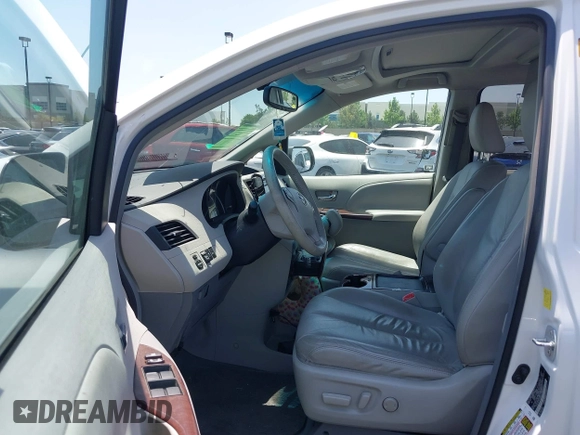 2011 Toyota Sienna XLE AAS с VIN 5TDYK3DC1BS040347, выставлен на аукционе IAAI как лот 42348755 с пробегом 184 609 миль миль и . История ставок и продаж доступна на DreamBid. Изображение 5.