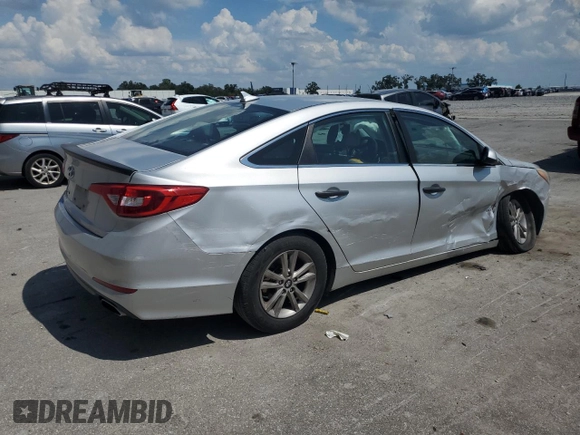 2015 Hyundai Sonata SE z VIN 5NPE24AF6FH108144, wystawiony jako Copart lot #58140065 z przebiegiem 126 031 mil mil oraz Szkoda całkowita • Salvage title. Historia ofert i sprzedaży dostępna na DreamBid. Obrazek 3.