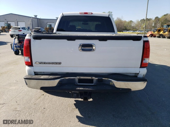 2006 Chevrolet Silverado 1500 LT1 with VIN 2GCEK13T461180026, listed as a Copart auction lot 50368125 with 223,210 mi miles and Salvage Title. Bid and sale history available at carsss.com. Image 6.
