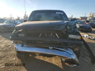 2002 Chevrolet Silverado 1500 LS with VIN 1GCEK14T42Z347338, listed as a Copart auction lot 87610705 with 298,775 mi miles and Salvage Title. Bid and sale history available at carsss.com. Image 5.