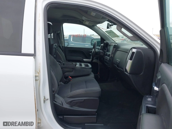 2018 Chevrolet Silverado 1500 LT with VIN 1GCVKREC1JZ313675, listed as a IAAI auction lot 41799041 with 98,634 mi miles. Bid and sale history available at carsss.com. Image 5.