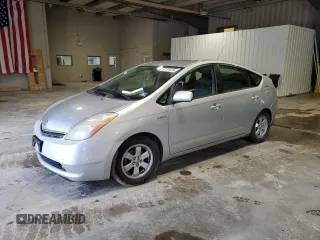 2006 Toyota Prius z VIN JTDKB20U867504801, wystawiony jako Copart lot #57124435 z przebiegiem Nie podano mil oraz Szkoda całkowita • Salvage title. Historia ofert i sprzedaży dostępna na DreamBid. Obrazek 1.