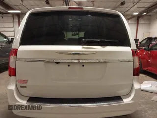 2016 Chrysler Town & Country Touring with VIN 2C4RC1BG1GR185657, listed as a IAAI auction lot 41905462 with 167,142 mi miles and . Bid and sale history available at DreamBid. Image 17.