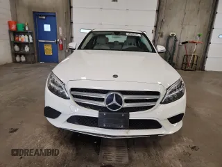 2019 Mercedes-Benz C 300 with VIN 55SWF8EB4KU301052, listed as a Copart auction lot 58484355 with 52,917 mi miles and Salvage title. Bid and sale history available at DreamBid. Image 5.