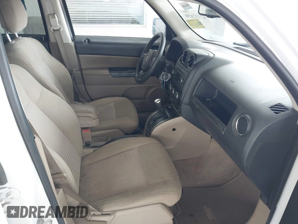 2017 Jeep Patriot Sport with VIN 1C4NJPBA6HD149261, listed as a IAAI auction lot 42192658 with 213,364 mi miles and . Bid and sale history available at DreamBid. Image 5.