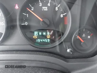 2009 Jeep Patriot Sport z VIN 1J4FT28B29D110728, wystawiony jako IAAI lot #42264825 z przebiegiem 194 459 mil mil oraz . Historia ofert i sprzedaży dostępna na DreamBid. Obrazek 7.
