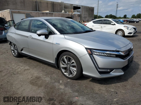 2019 Honda Clarity Plug-In Hybrid with VIN JHMZC5F18KC000064, listed as a Copart auction lot 68210234 with 70,273 mi miles and Salvage Title. Bid and sale history available at carsss.com. Image 4.