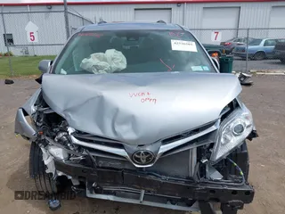 2020 Toyota Sienna XLE Auto Access Seat с VIN 5TDYZ3DC9LS080706, выставлен на аукционе IAAI как лот 42526502 с пробегом 43 016 миль миль и . История ставок и продаж доступна на DreamBid. Изображение 11.