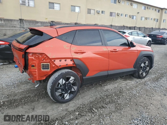 2024 Hyundai Kona SEL with VIN KM8HC3AB1RU058003, listed as a Copart auction lot 68331494 with 4,380 mi miles and Non Repairable. Bid and sale history available at DreamBid. Image 3.