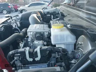 2024 Ram 1500 Big Horn z VIN 1C6SRFFT4RN152664, wystawiony jako IAAI lot #41376365 z przebiegiem 17 504 mil mil oraz . Historia ofert i sprzedaży dostępna na DreamBid. Obrazek 19.