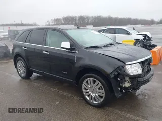 2010 Lincoln MKX with VIN 2LMDJ6JC3ABJ21373, listed as a IAAI auction lot 41843187 with 153,958 mi miles. Bid and sale history available at carsss.com. Image 1.