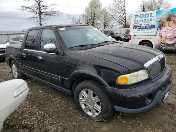 2002 Lincoln Blackwood with VIN 5LTEW05A22KJ02166, listed as a Copart auction lot 52028735 with 159,263 mi miles and Clean Title. Bid and sale history available at carsss.com. Image 4.