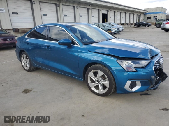 2022 Audi A3 Premium z VIN WAUAUDGY3NA076385, wystawiony jako Copart lot #50178965 z przebiegiem 41 837 mil mil oraz Nie do naprawy • Non repairable. Historia ofert i sprzedaży dostępna na DreamBid. Obrazek 4.