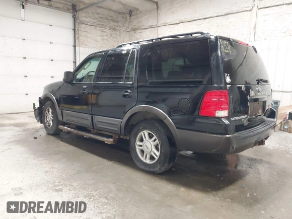 2005 Ford Expedition Special Service with VIN 1FMPU16515LA85217, listed as a IAAI auction lot 42238830 with 246,831 mi miles and . Bid and sale history available at DreamBid. Image 3.