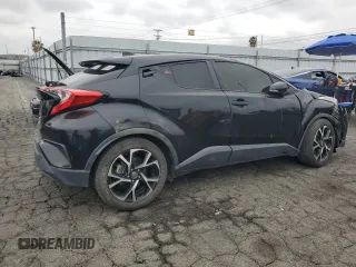 2019 Toyota C-HR XLE z VIN JTNKHMBX8K1055954, wystawiony jako Copart lot #53290965 z przebiegiem 63 265 mil mil oraz Szkoda całkowita • Salvage title. Historia ofert i sprzedaży dostępna na DreamBid. Obrazek 3.