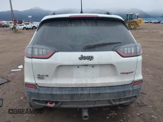 2019 Jeep Cherokee Trailhawk Elite с VIN 1C4PJMBX1KD476881, выставлен на аукционе IAAI как лот 41922450 с пробегом 75 248 миль миль и . История ставок и продаж доступна на DreamBid. Изображение 15.
