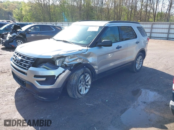 2017 Ford Explorer with VIN 1FM5K8BH3HGC51448, listed as a IAAI auction lot 41961380 with 102,496 mi miles and . Bid and sale history available at carsss.com. Image 2.