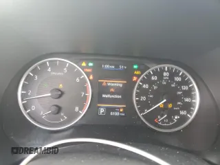 2025 Nissan Sentra S with VIN 3N1AB8BV4SY221733, listed as a Copart auction lot 47888115 with 6,100 mi miles and Salvage title. Bid and sale history available at DreamBid. Image 9.