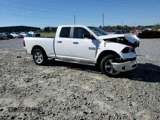 2017 Ram 1500 Big Horn z VIN 1C6RR7GT8HS555467, wystawiony jako Copart lot #48970155 z przebiegiem 37 909 mil mil oraz Szkoda całkowita • Salvage title. Historia ofert i sprzedaży dostępna na DreamBid. Obrazek 14.