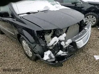 2015 Chrysler Town & Country Touring with VIN 2C4RC1BG0FR751421, listed as a Copart auction lot 45763955 with 116,926 mi miles and Salvage Title. Bid and sale history available at carsss.com. Image 14.