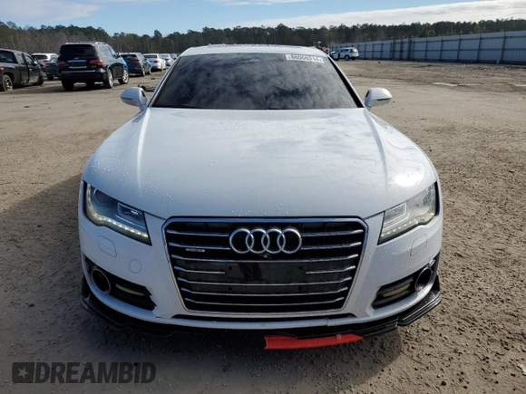 2014 Audi A7 Premium Plus z VIN WAUWGAFC5EN041843, wystawiony jako Copart lot #86066314 z przebiegiem 102 650 mil mil oraz Tytuł czysty. Historia ofert i sprzedaży dostępna na DreamBid. Obrazek 5.