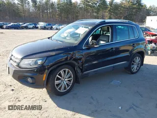 2016 Volkswagen Tiguan S z VIN WVGBV7AX9GW615535, wystawiony jako IAAI lot #41773789 z przebiegiem 137 617 mil mil oraz . Historia ofert i sprzedaży dostępna na DreamBid. Obrazek 2.