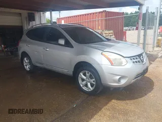 2011 Nissan Rogue SV z VIN JN8AS5MT0BW569323, wystawiony jako IAAI lot #42450020 z przebiegiem Nie podano mil oraz . Historia ofert i sprzedaży dostępna na DreamBid. Obrazek 1.