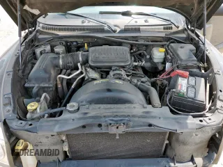 2005 Dodge Dakota ST z VIN 1D7HE28K35S235225, wystawiony jako Copart lot #57684725 z przebiegiem 184 546 mil mil oraz Szkoda całkowita • Salvage title. Historia ofert i sprzedaży dostępna na DreamBid. Obrazek 11.