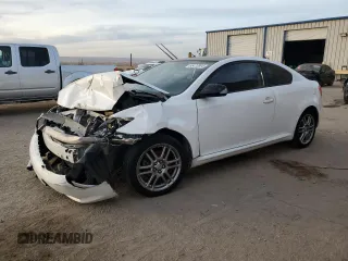 2007 Scion tC Spec z VIN JTKDE177270180127, wystawiony jako Copart lot #85472694 z przebiegiem 224 532 mil mil oraz Szkoda całkowita • Salvage title. Historia ofert i sprzedaży dostępna na DreamBid. Obrazek 1.