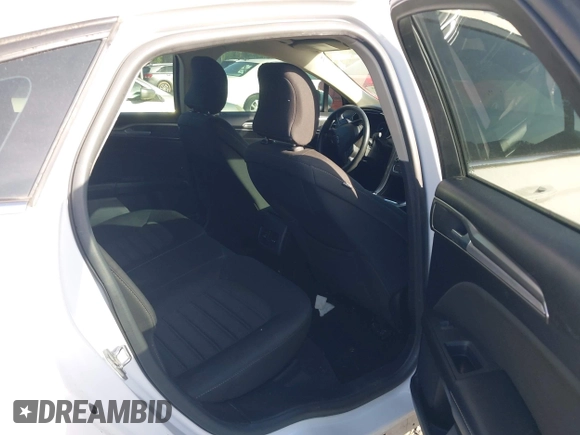 2019 Ford Fusion SE with VIN 3FA6P0LU6KR152166, listed as a IAAI auction lot 42086365 with 158,557 mi miles and . Bid and sale history available at DreamBid. Image 8.