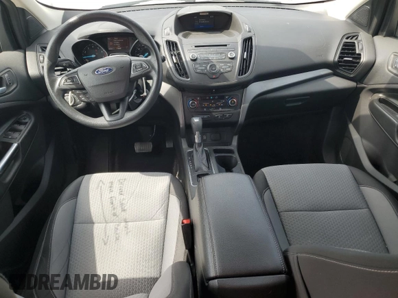 2017 Ford Escape SE z VIN 1FMCU0GD9HUE38848, wystawiony jako Copart lot #56859745 z przebiegiem 69 404 mil mil oraz Szkoda całkowita • Salvage title. Historia ofert i sprzedaży dostępna na DreamBid. Obrazek 8.
