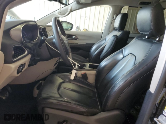 2022 Chrysler Pacifica Touring L with VIN 2C4RC1BG3NR195099, listed as a Copart auction lot 54214885 with 69,039 mi miles and Salvage title. Bid and sale history available at DreamBid. Image 7.