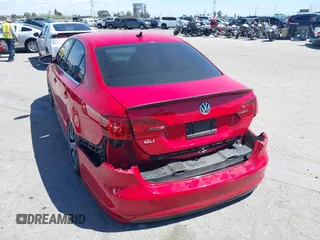 2012 Volkswagen Jetta GLI Autobahn с VIN 3VW4A7AJXCM405540, выставлен на аукционе IAAI как лот 41948873 с пробегом 116 967 миль миль и . История ставок и продаж доступна на DreamBid. Изображение 3.