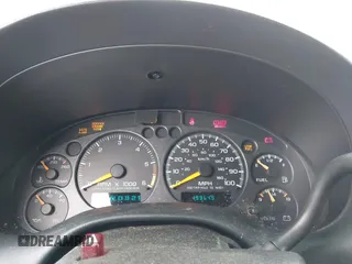 2000 Chevrolet Blazer LT with VIN 1GNDT13W9YK287456, listed as a IAAI auction lot 42450504 with 139,649 mi miles and . Bid and sale history available at DreamBid. Image 7.