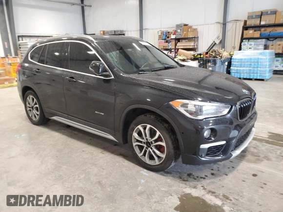 2017 BMW X1 xDrive28i with VIN WBXHT3Z39H4A51967, listed as a Copart auction lot 58843125 with 108,415 mi miles and Clean title. Bid and sale history available at DreamBid. Image 4.