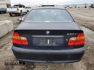 2003 BMW 3 Series 330xi with VIN WBAEW53473PG09534, listed as a Copart auction lot 86310584 with 203,453 mi miles and Clean Title. Bid and sale history available at carsss.com. Image 6.