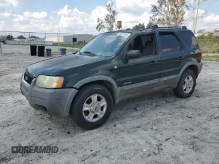 2001 Ford Escape XLT with VIN 1FMYU03161KC45236, listed as a Copart auction lot 75311644 with 271,155 mi miles and Salvage Title. Bid and sale history available at carsss.com. Image 1.
