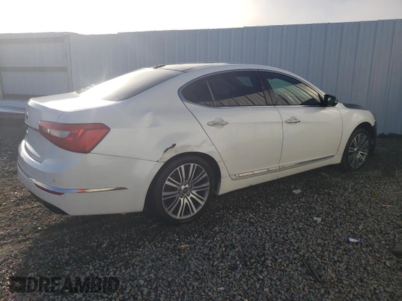 2016 Kia Cadenza Premium with VIN KNALN4D7XG5201072, listed as a Copart auction lot 82614604 with 140,067 mi miles and Clean Title. Bid and sale history available at carsss.com. Image 3.